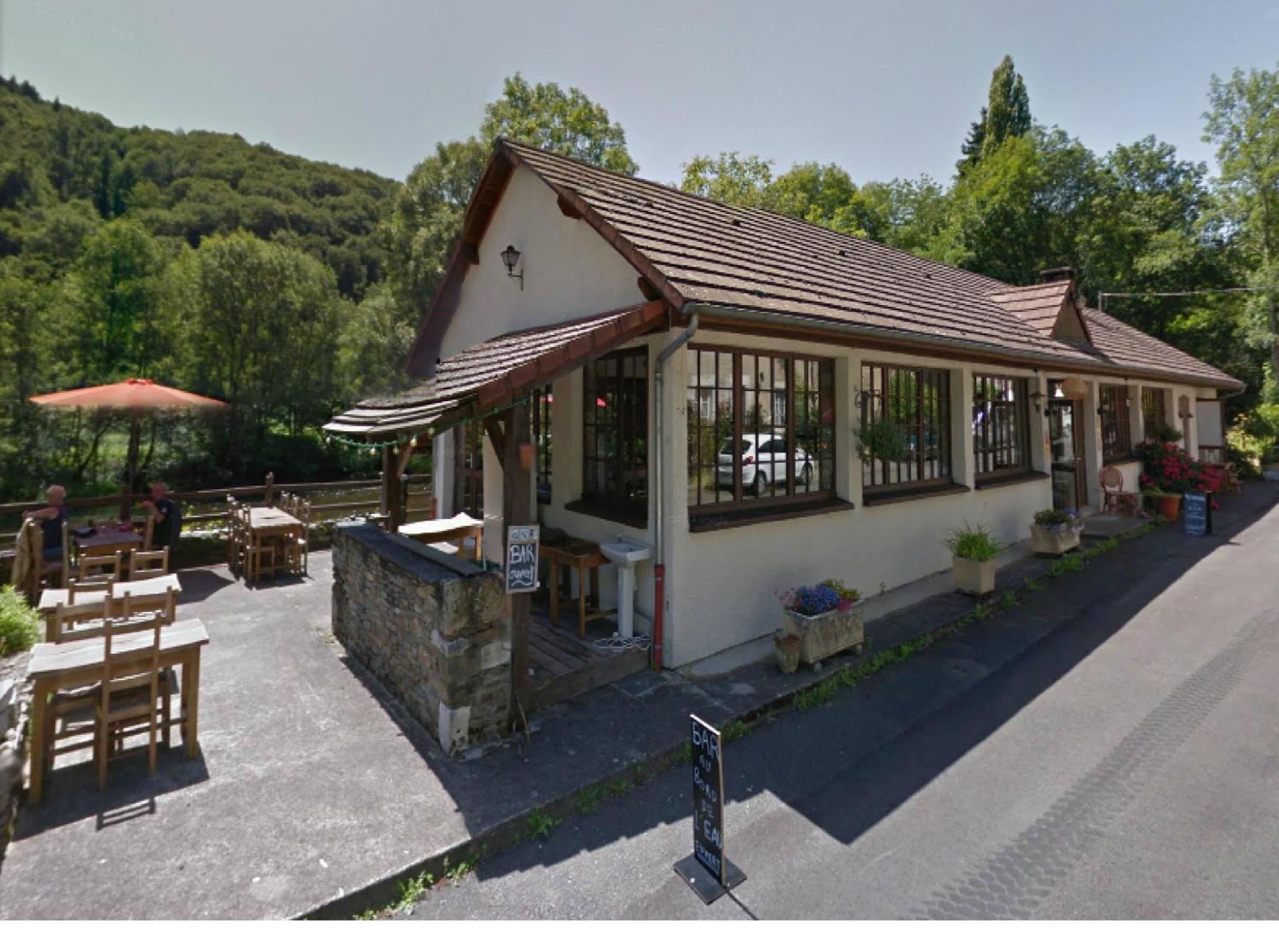 Hotel Restaurant Les Gorges De Chouvigny 외부 사진