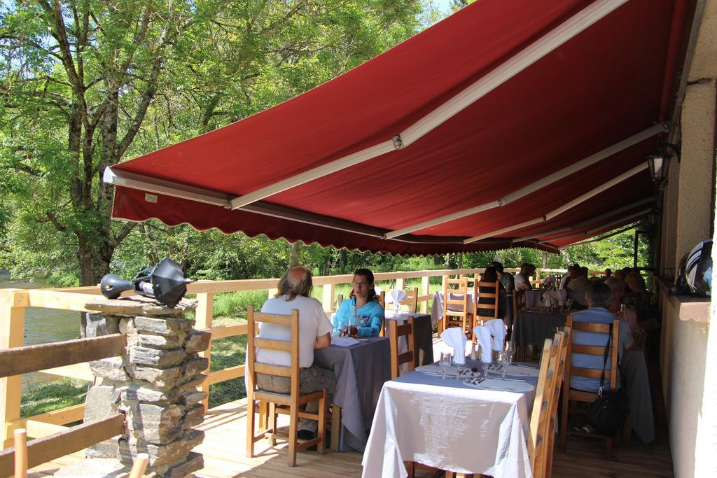 Hotel Restaurant Les Gorges De Chouvigny 외부 사진