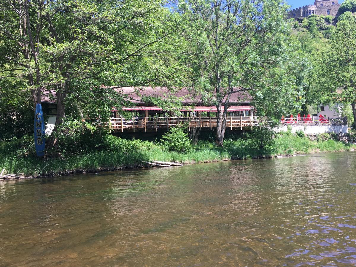 Hotel Restaurant Les Gorges De Chouvigny 외부 사진